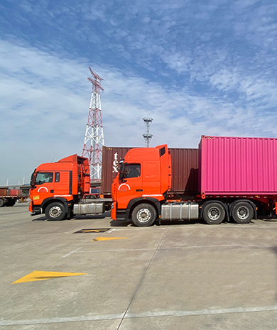 上海集裝箱運輸服務：專業海運集裝箱運輸車隊等您選擇